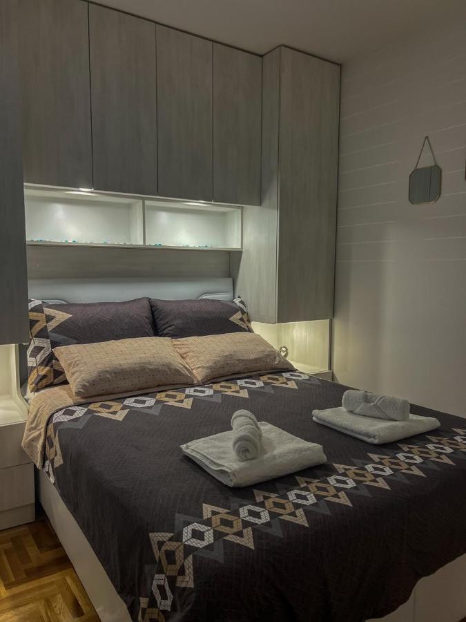 Apartman Ml Lukavica Exterior foto