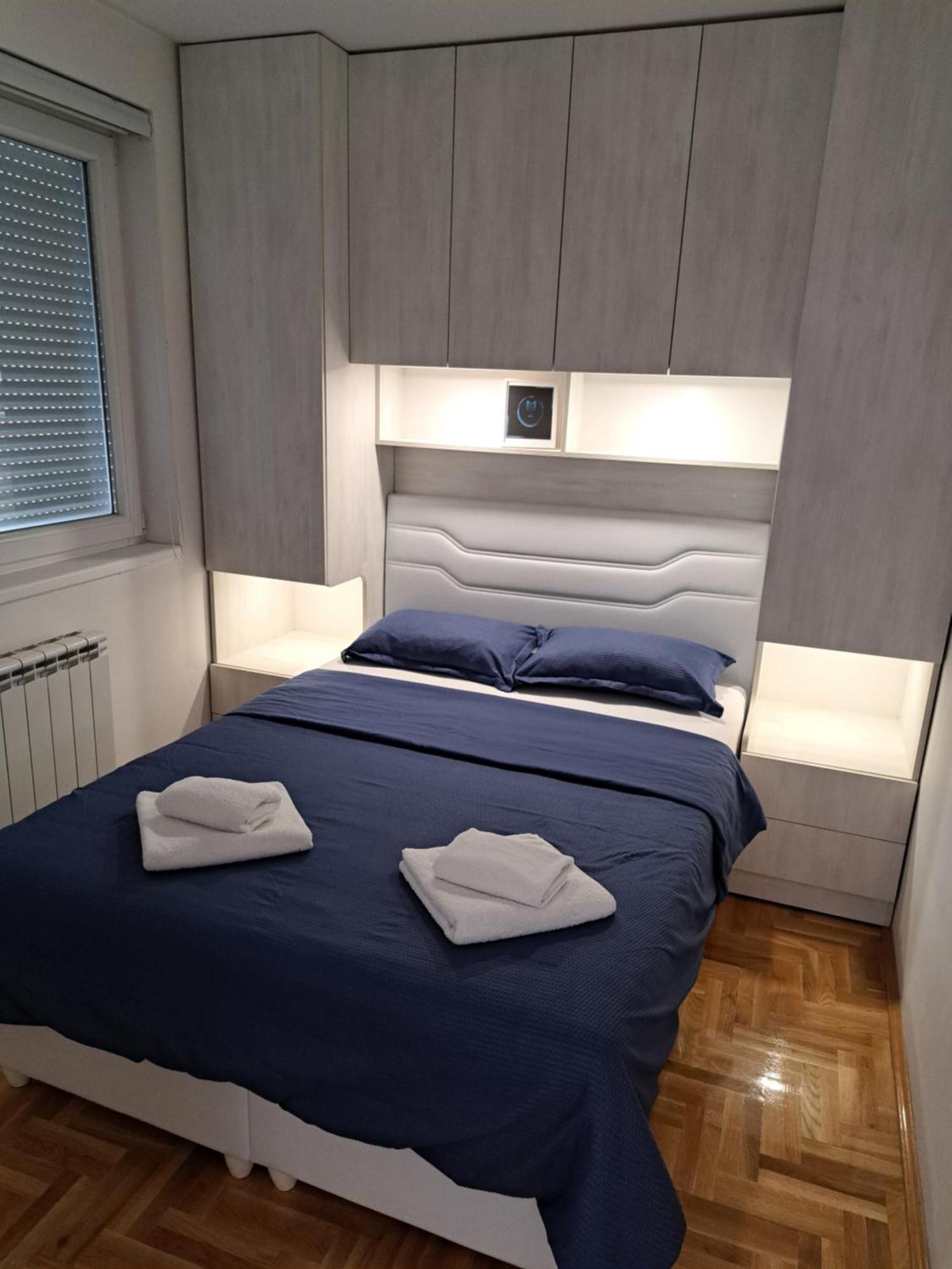 Apartman Ml Lukavica Exterior foto